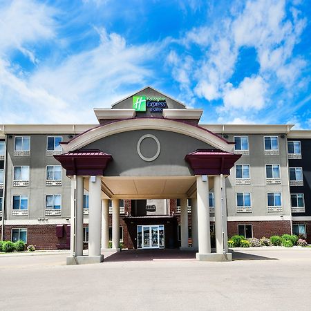 Holiday Inn Express Hotel & Suites Grand Forks By Ihg Exteriör bild