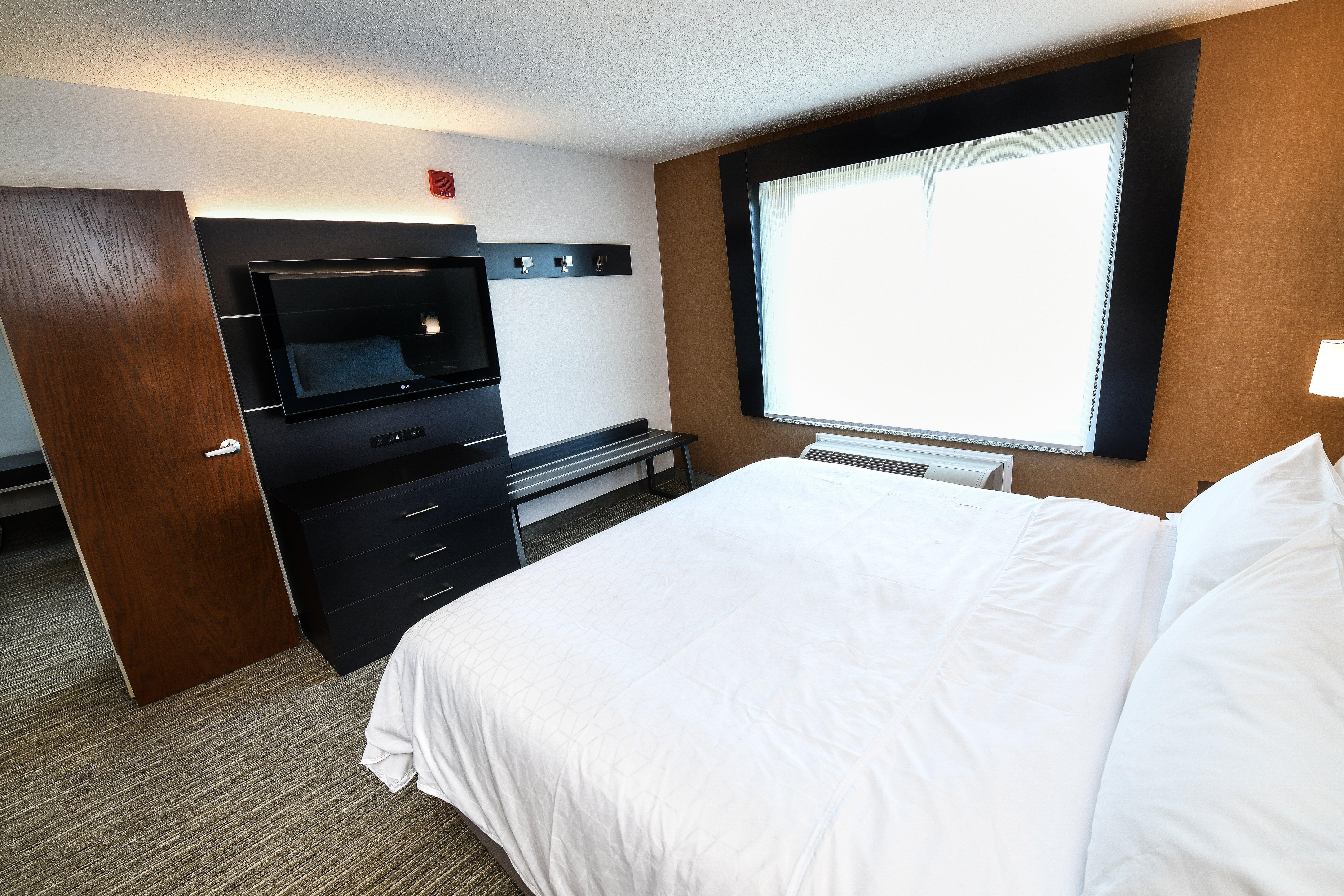 Holiday Inn Express Hotel & Suites Grand Forks, An Ihg Hotel Exteriör bild